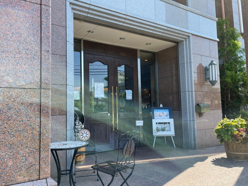 宮崎でくつろげるコーヒー専門店『ウルワシ』でランチしてみました