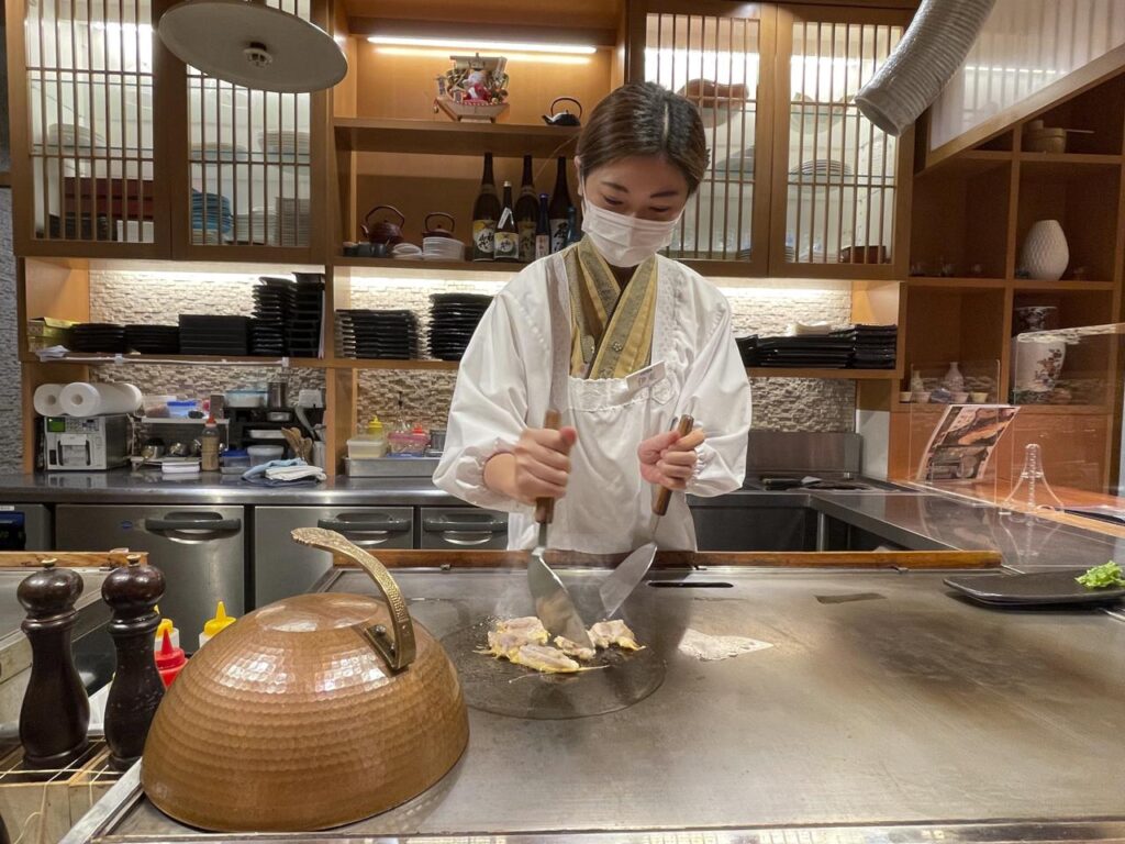 鉄板焼きチキン南蛮らくい