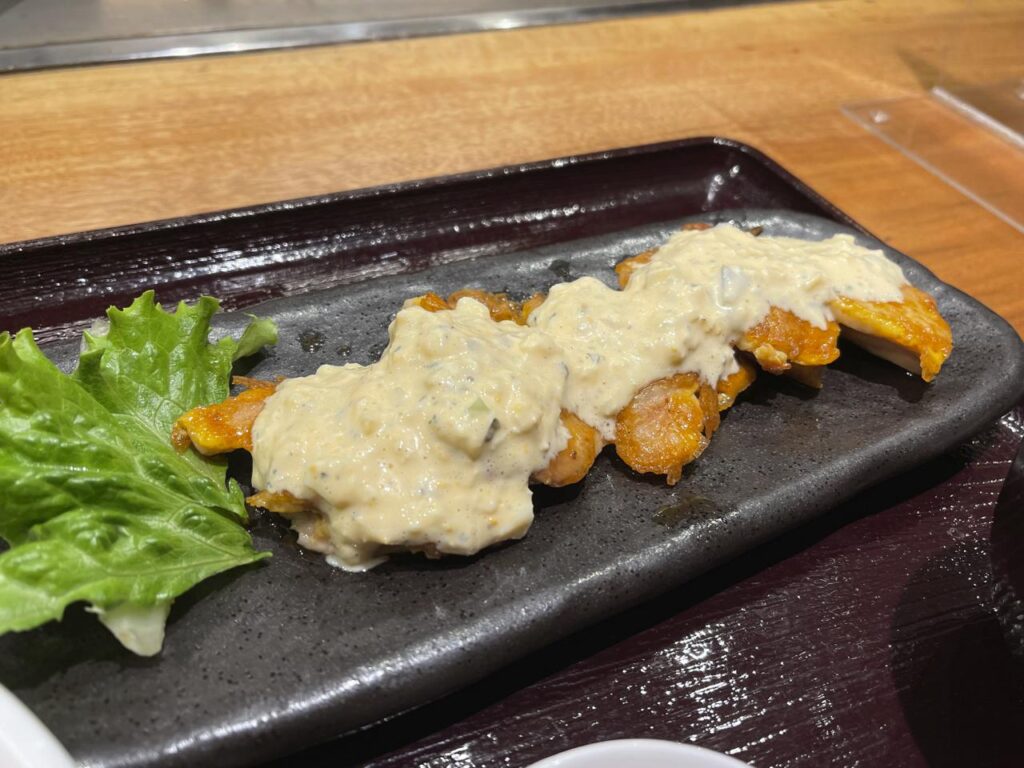 鉄板焼きチキン南蛮らくい