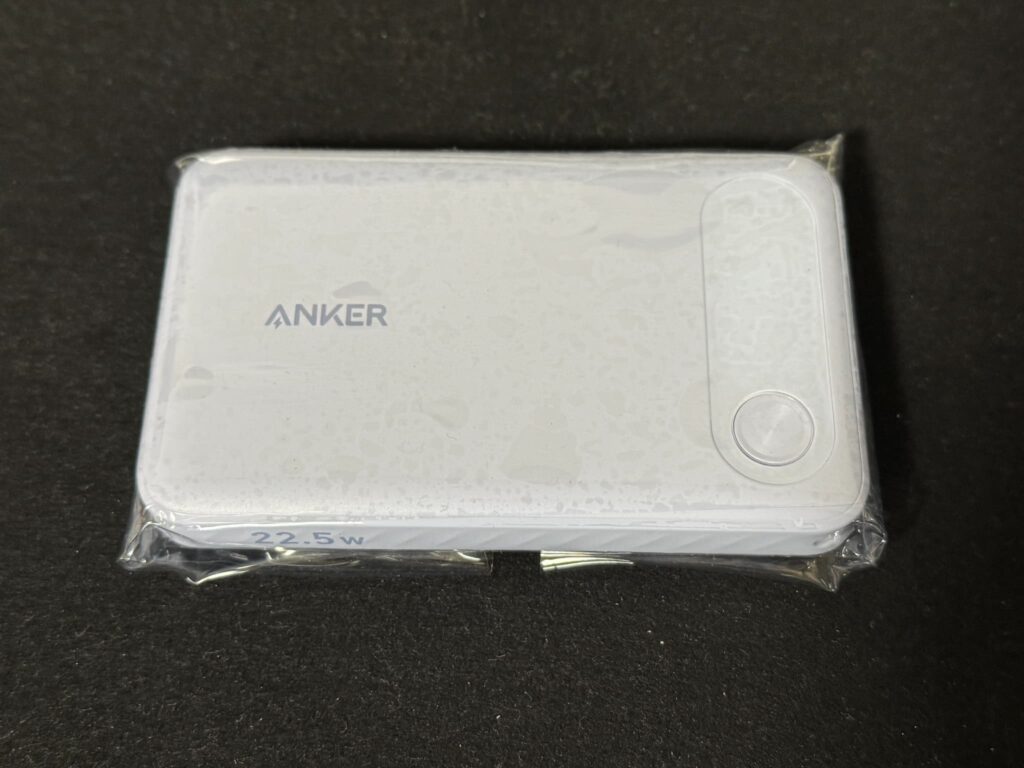 問題のANKERモバイルバッテリーを耐熱シートに包む