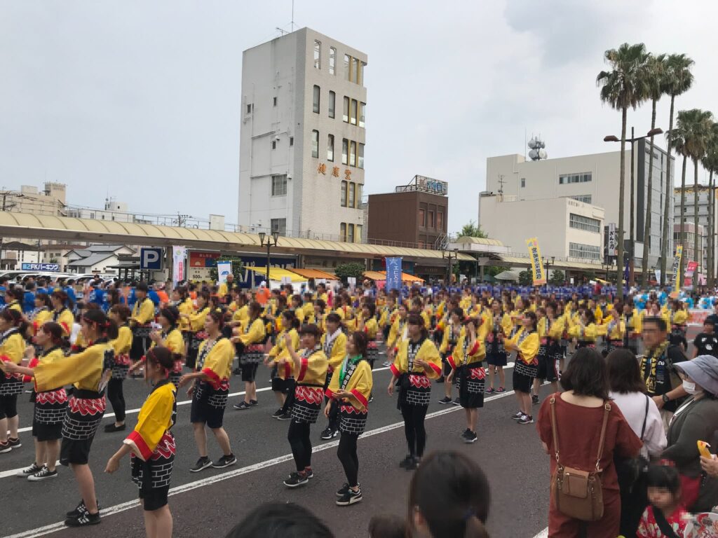 えれこっちゃ宮崎市民総踊り