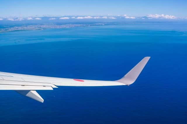 飛行機の中から見た宮崎ブーゲンビリア空港の写真