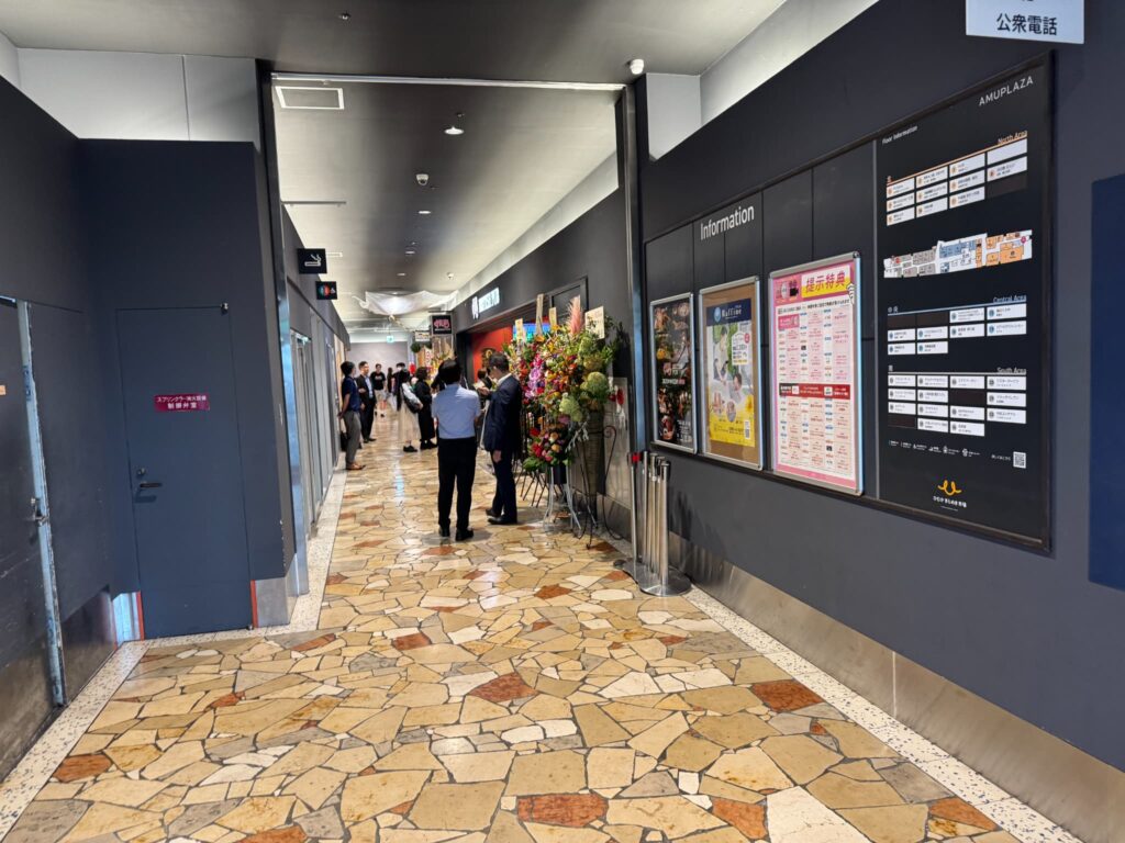宮崎駅駐輪所側から入ったところ
