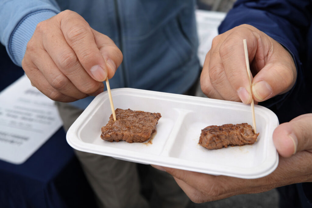 【本日開催】宮崎牛VS経産牛を食べ比べ｜無料ふるまいは何時まで？推し肉決定戦【宮崎市】｜ほんみや宮崎ー画像2